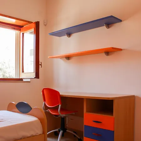 Blue Horizon Apartment